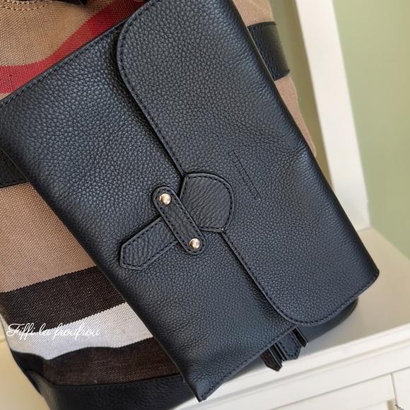 Authentic Burberry bag - Picture 13 of 16